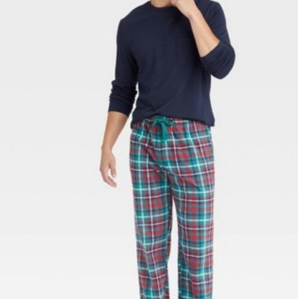 NWT XL Goodfellow 2 piece pajama set. Long-sleeve crewneck with elastic …